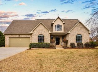 3723 Apple Orchard Cv, High Point, NC 27265