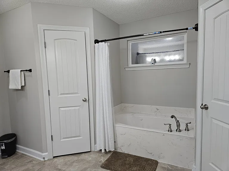 5800 Tayside Cv — Photo 23
