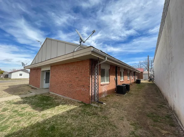 110 Broadway Ave, Groom, TX 79039