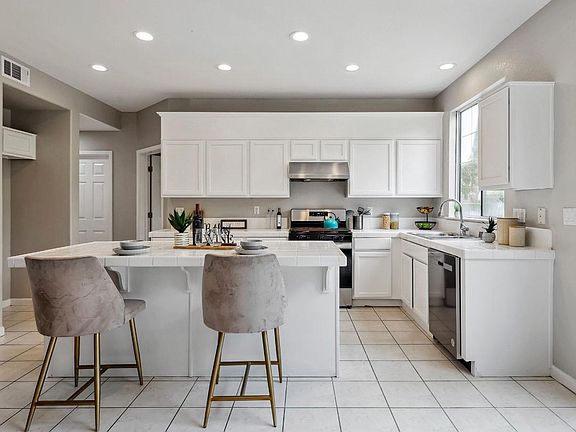 2nd image of 2125 Yarnell Way