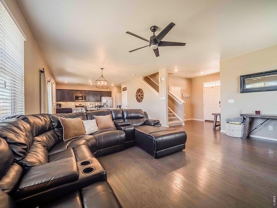 1st image of 914 Charlton Dr