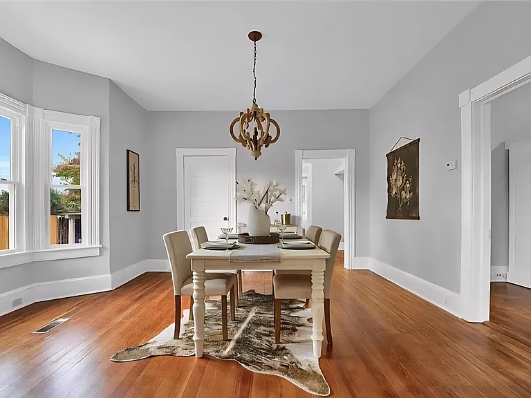 510 Highland Ave — Photo 20