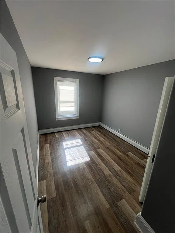 2 bed, 1.0 bath, 738 sqft, $1,700 — Photo 4