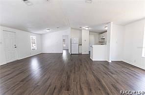 5th image of 4872 Evans St