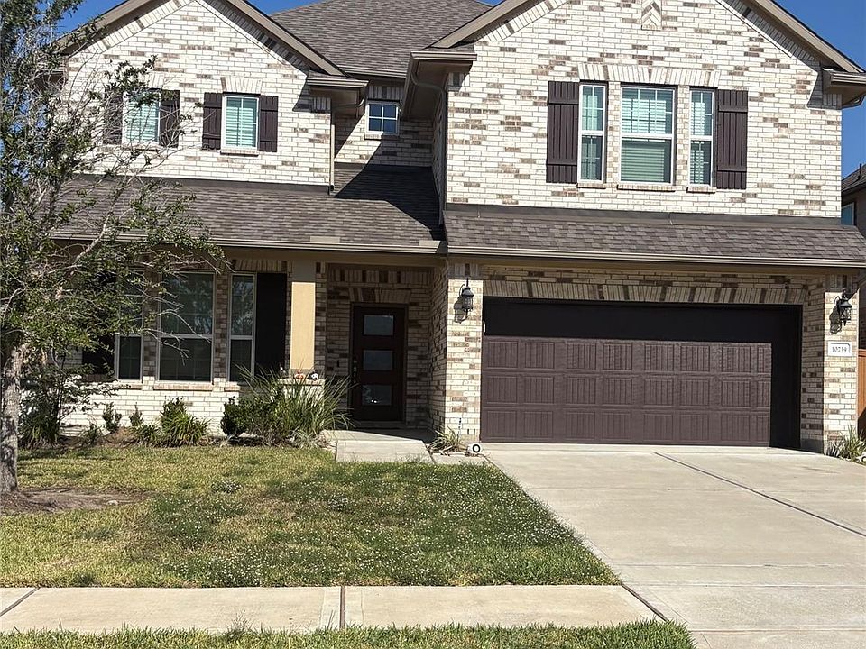 1st image of 10739 Cliffs View Dr