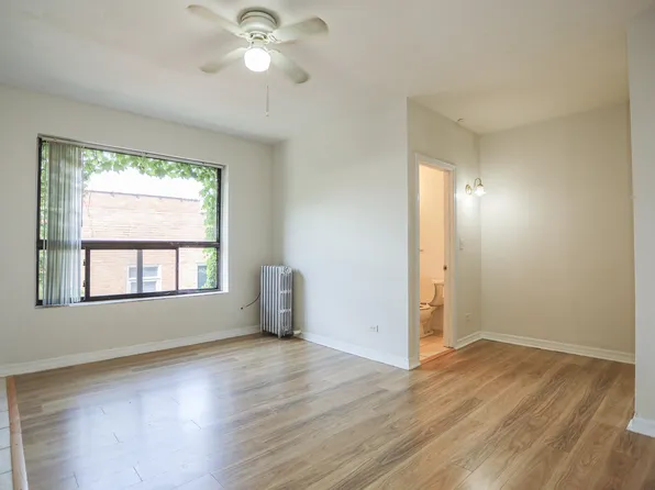 1623 W Morse Ave #412, Chicago, IL 60626