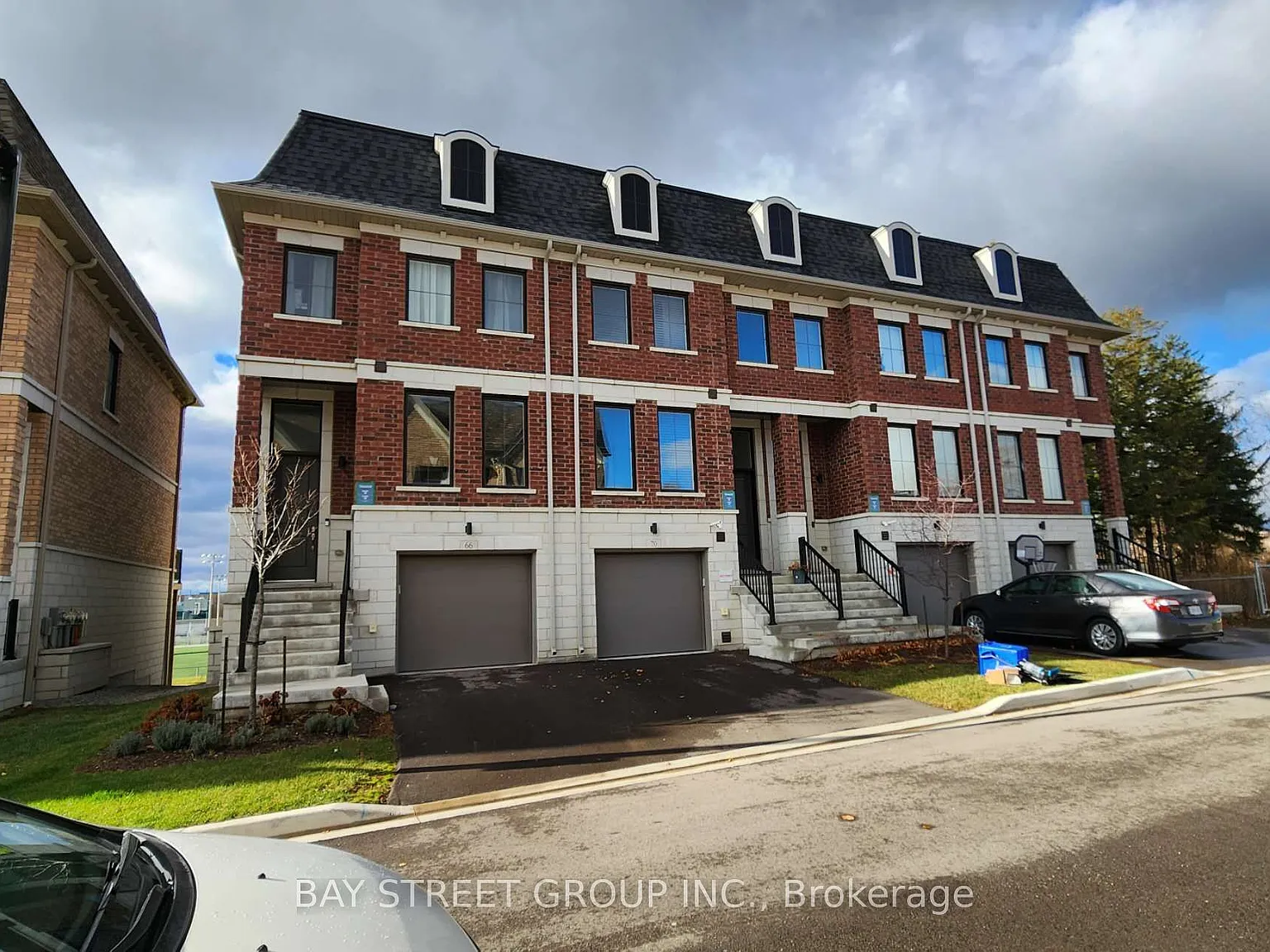 4 bed, $3,600 — Photo 2