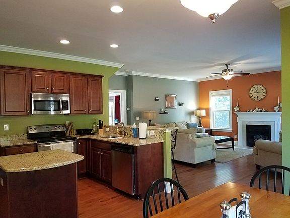 5th image of 447 Shelby Ann Ln