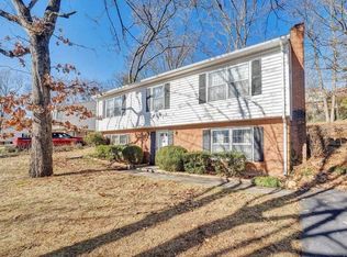 3577 Meadowlark Rd, Roanoke, VA 24018