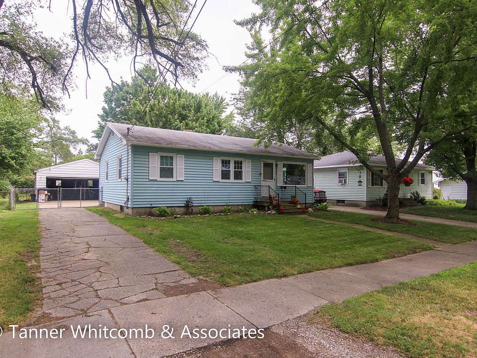 1st image of 349 Farnham St SE