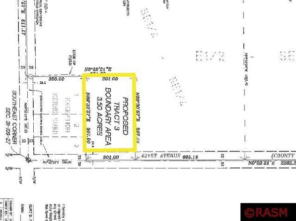 421st Ave, Mankato, MN 56003