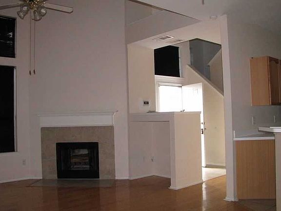 3rd image of 5836 Tinsley Dr