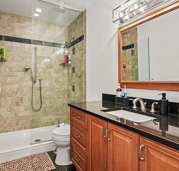 1654 Beekman Pl NW #A — Photo 23