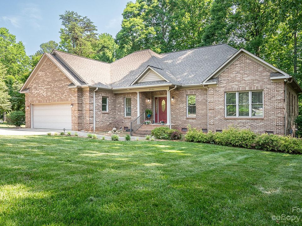 1st image of 2552 Las Brisas Ln