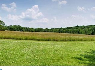 30 Woodhill Rd, Newtown, PA 18940