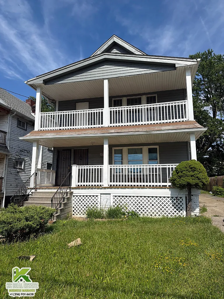 3 bed, $1,200 — Photo 1