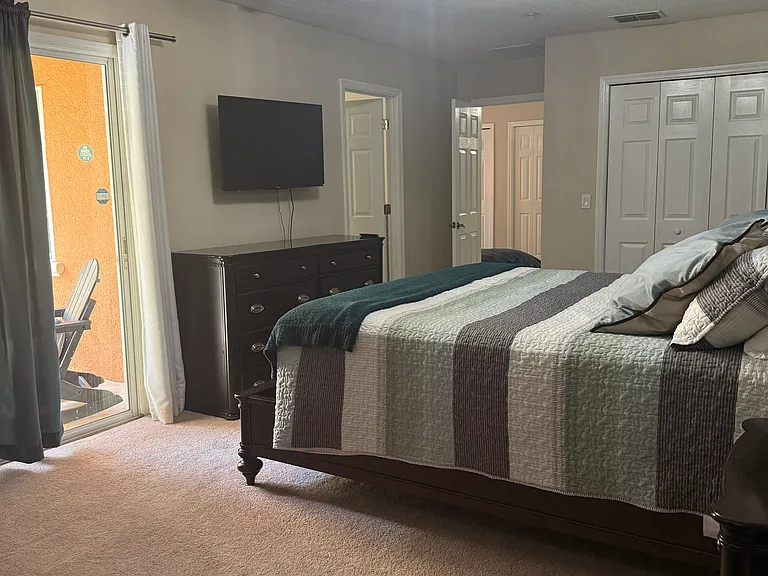 869 Assembly Ct — Photo 21
