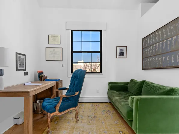 212 Franklin Street image 8 of 21