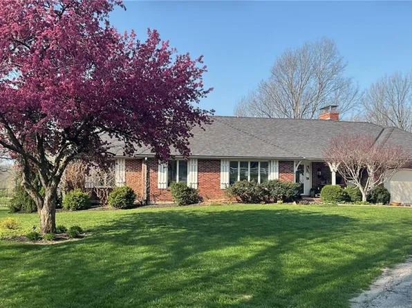 711 W Fairway Dr, Plattsburg, MO 64477