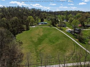 2435 Us Route 60, Hurricane, WV 25526