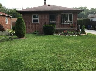 5228 Edgewater Dr, Sheffield Lake, OH 44054