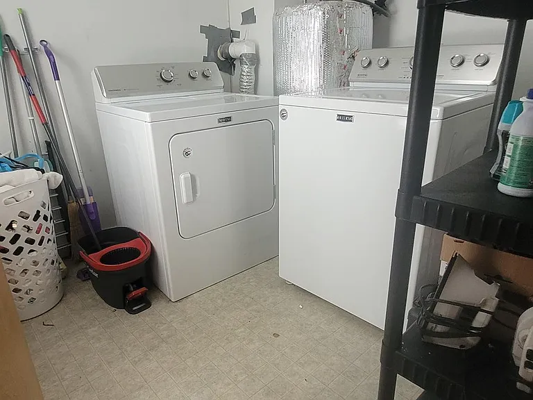 30 Hill Top Dr — Photo 12