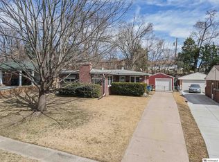 2009 Calhoun St, Bellevue, NE 68005