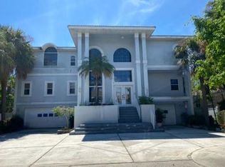 208 7th St E, Tierra Verde, FL 33715