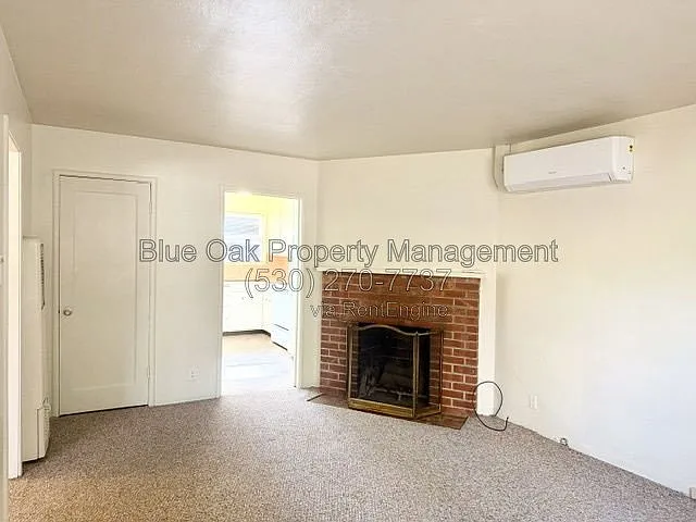 2 bed, 1.0 bath, 700 sqft, $1,465 — Photo 2