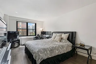 Sold by Julia B Fee Sotheby's International Realty