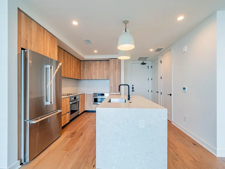 84 East Ave #3002 — Photo 7
