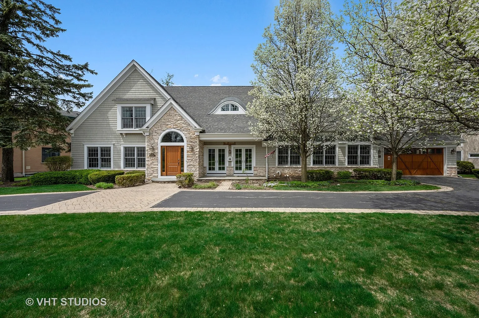 1116 Wincanton Dr photo 1