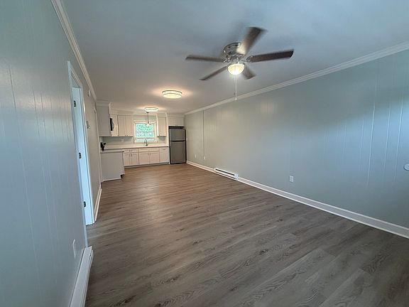 2nd image of 120 N Pinewood Dr APT 2