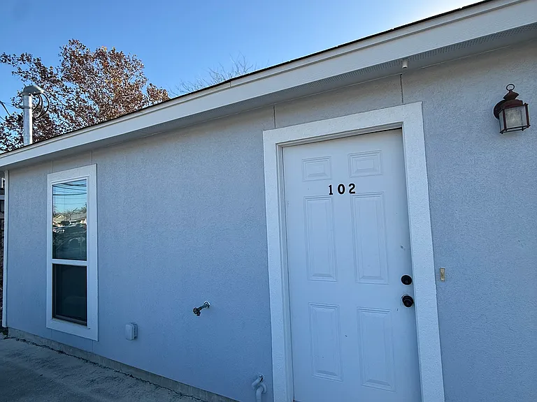 11114 Baywood St #101 — Photo 1