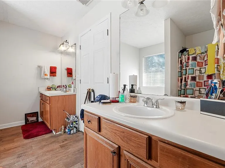 1027 Alford Xing — Photo 16