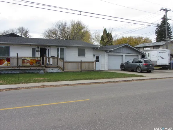 2400 McPherson Avenue, Saskatoon, SK S7J 0S9