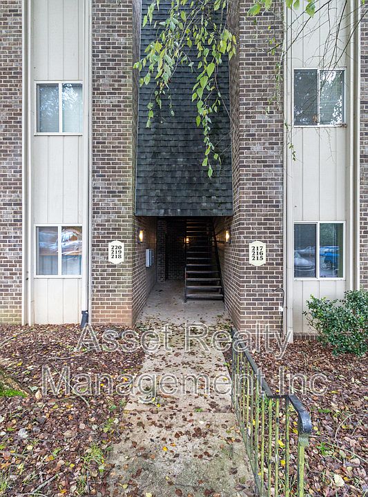 1st image of 3636 Taliluna Ave APT 216
