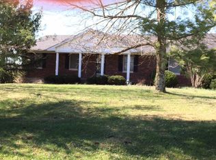 857 Godbey Ln, Danville, KY 40422