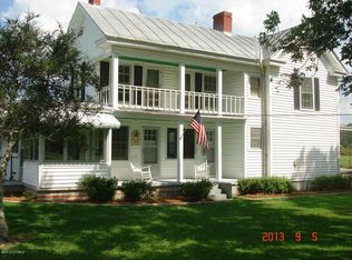 112 W Firetower Rd, Peletier, NC 28584