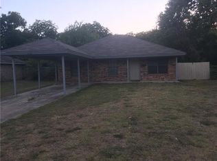2133 Oakridge Dr, Haltom City, TX 76117