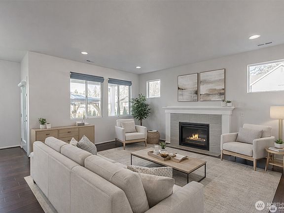 4th image of 32205 49th Avenue S