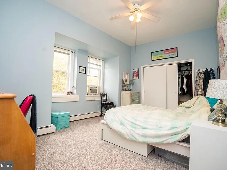 4418 Chestnut St #3 — Photo 2