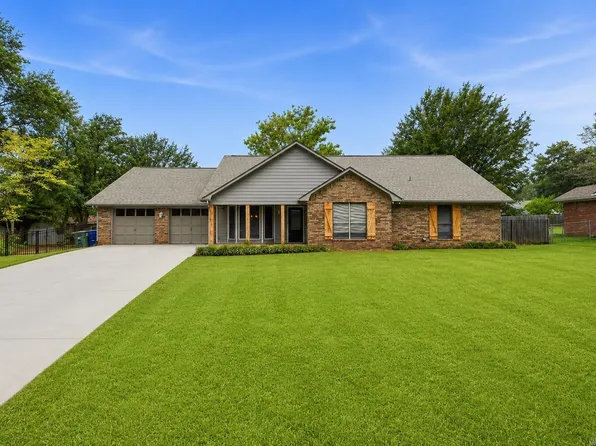 9 Chester Cv, Conway, AR 72034