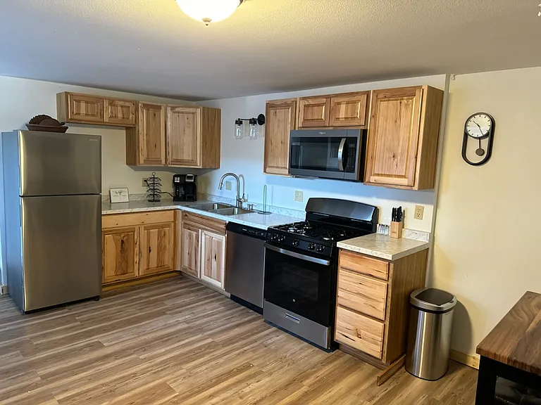811 W Lorraine Ave #6 — Photo 1