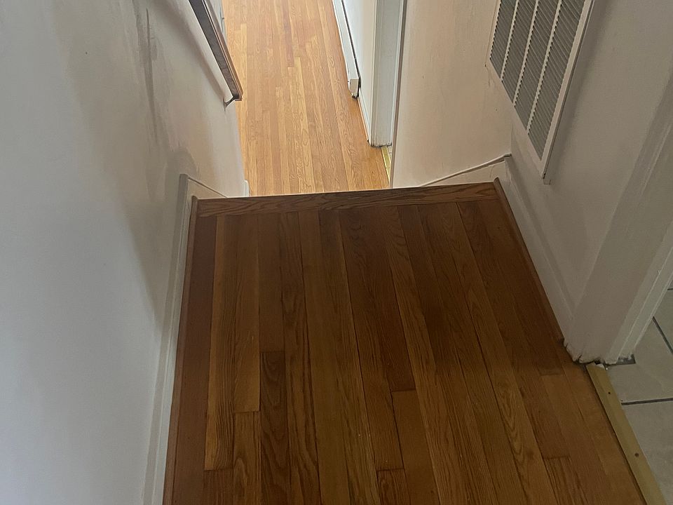 1st image of 2811 Twain Ln