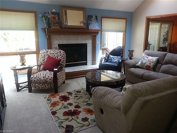 5th image of 5902 N Mayflower Dr