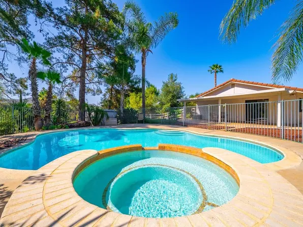 25766 Caryn Ct, Ramona, CA 92065