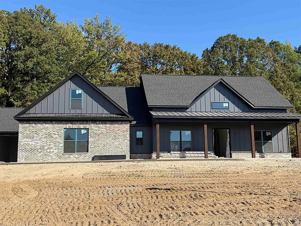 1st image of 301 Heritage Grove Rd