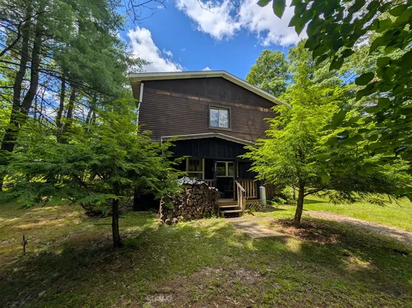 207 4th Ave, Tionesta, PA 16353