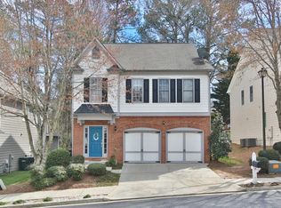 6040 Hunter Hall Ct, Norcross, GA 30071